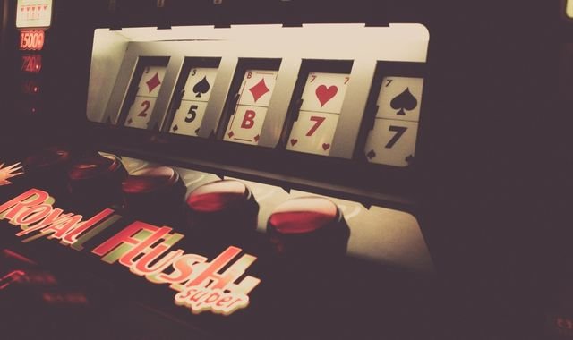 Exploring the World of Online Casino Poker